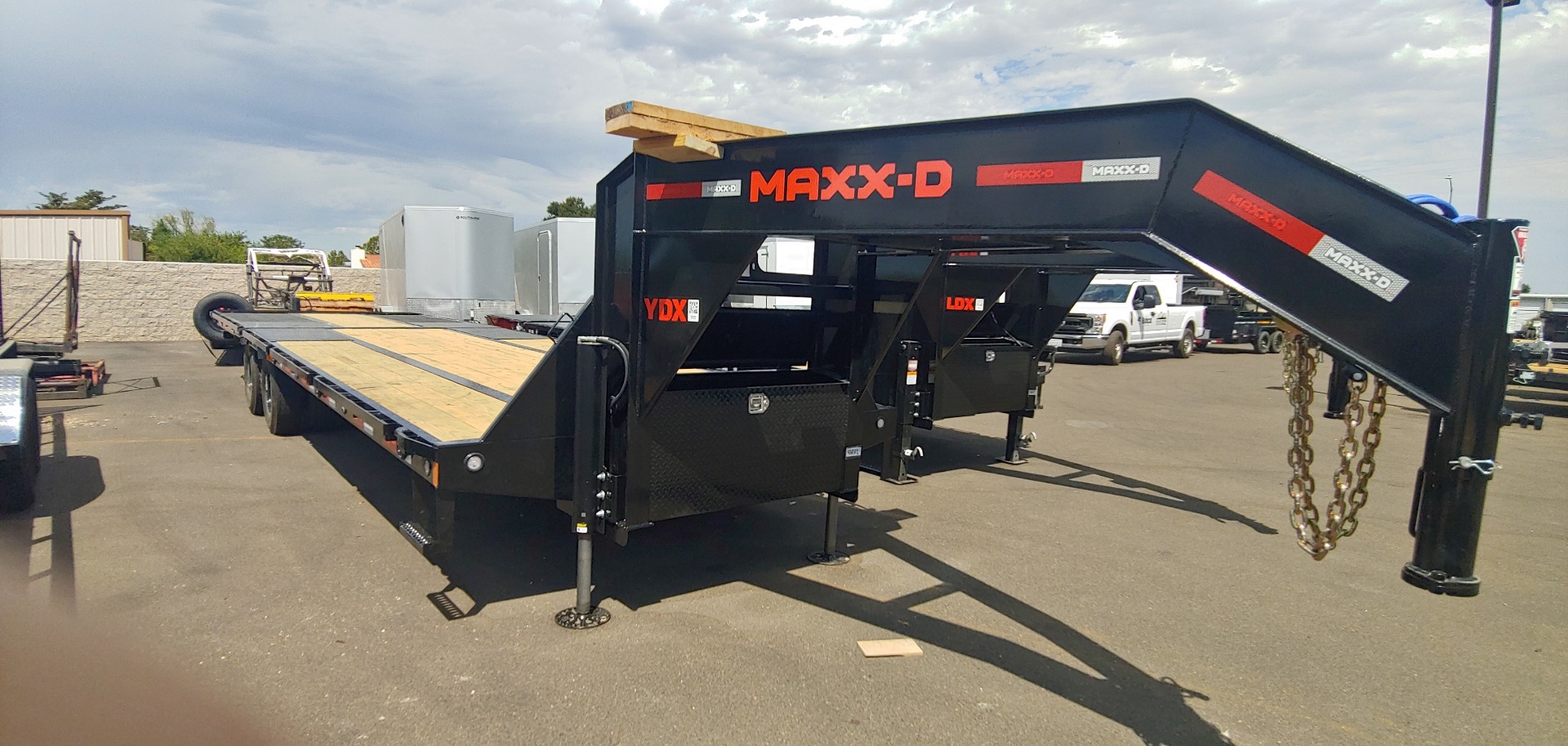 2023 MAXXD TRAILERS 32' X 102" - Tandem Dual Hydraulic in Paso Robles, California - Photo 1