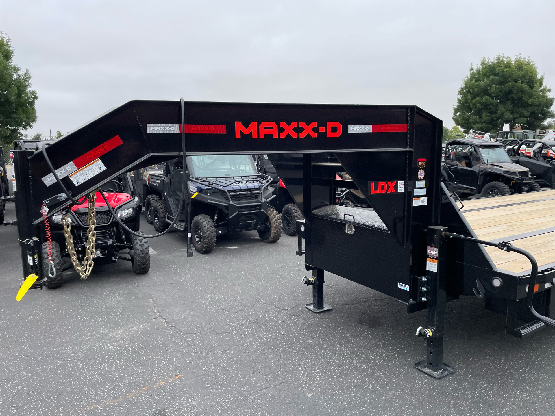2023 MAXX-D TRAILERS 35x8.5 Low Pro Tandem Dual Flatbed LDX in Paso Robles, California - Photo 2