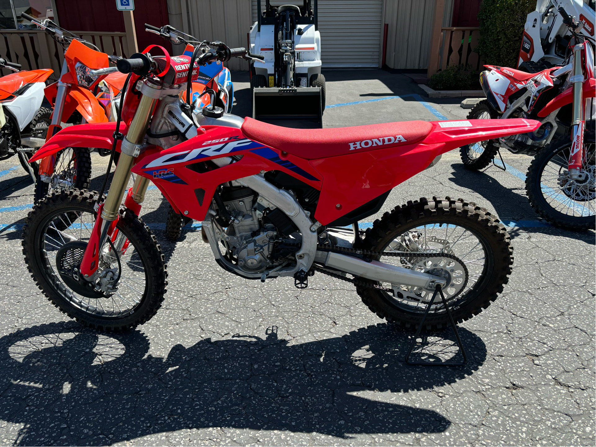 2023 Honda CRF250R in Paso Robles, California - Photo 1