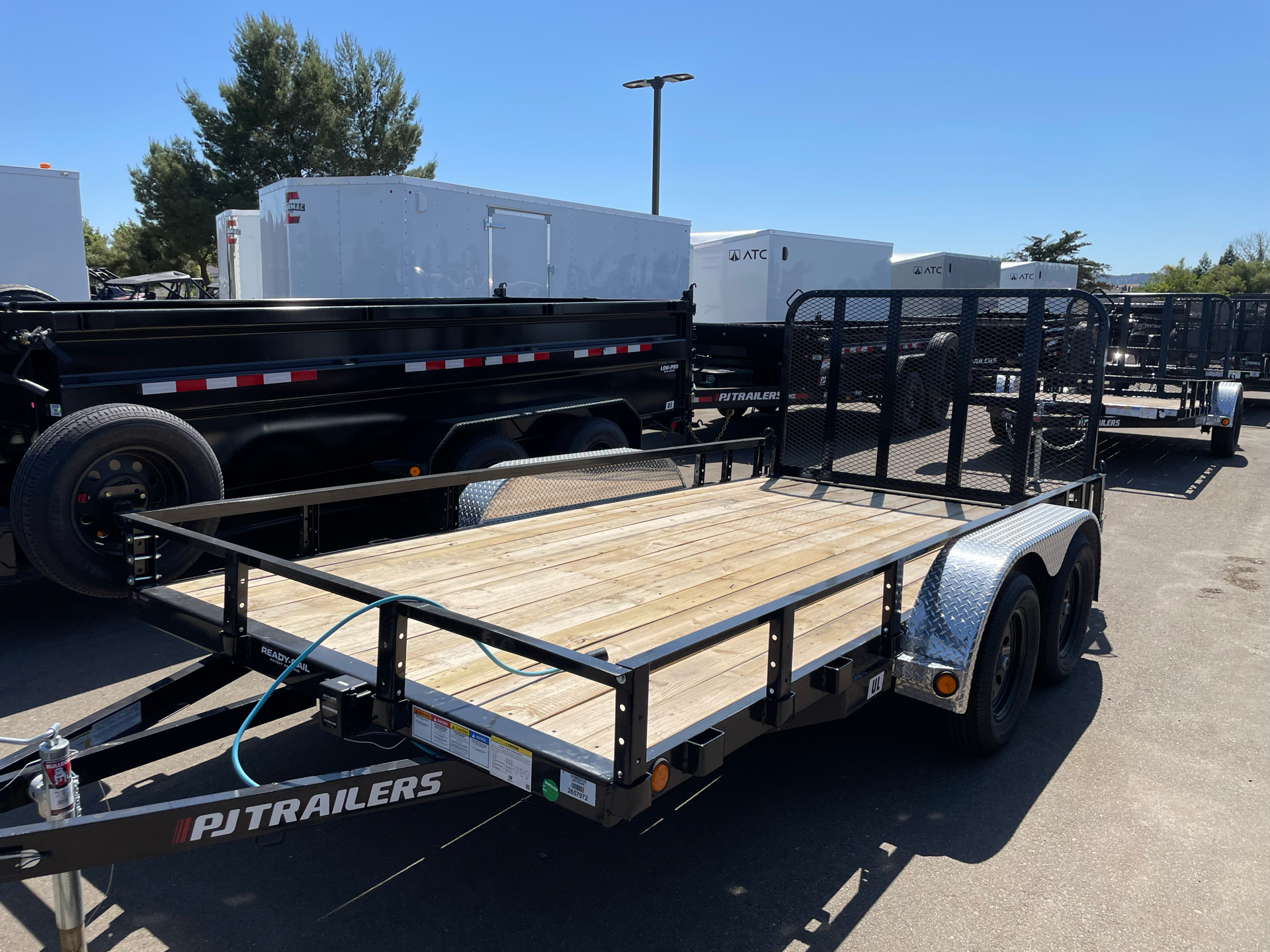 2023 PJ Trailers 83 in. Tandem Axle Channel Utility (UL) 14 ft. in Paso Robles, California - Photo 1