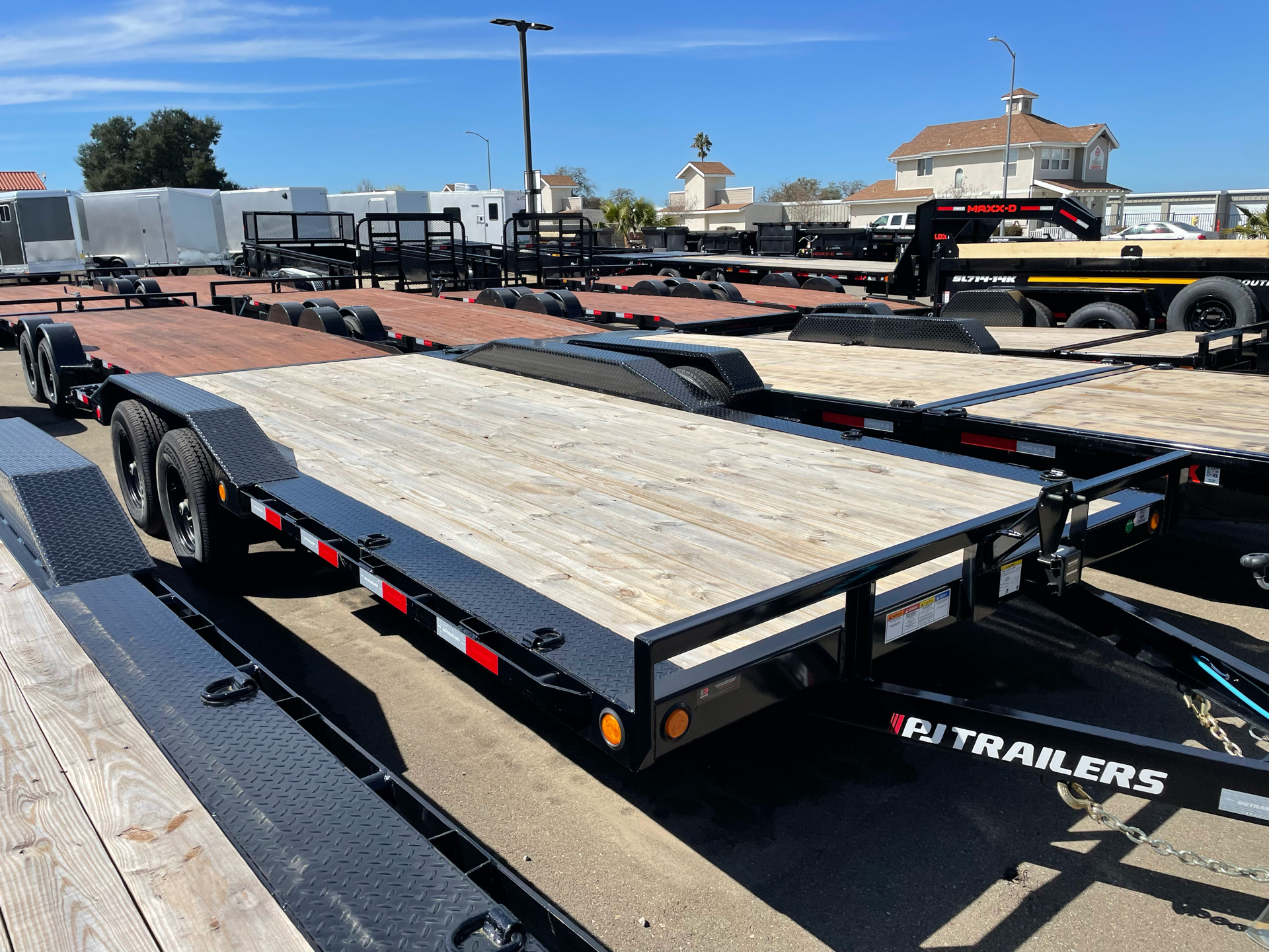 2023 PJ Trailers 5 in. Channel Buggy Hauler (B5) 20 ft. in Paso Robles, California - Photo 3