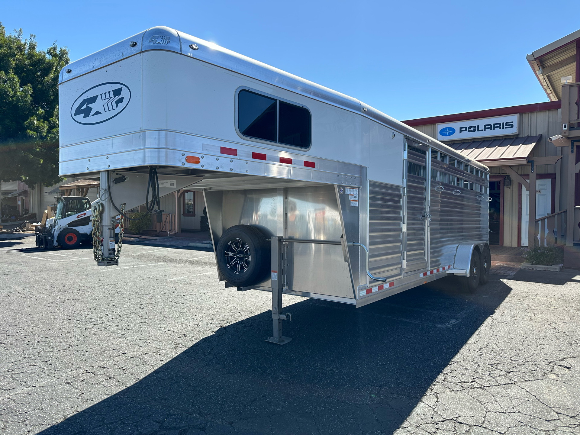 2025 4-STAR TRAILERS 4H STOCK/COMBO GN TRAILER in Paso Robles, California - Photo 1