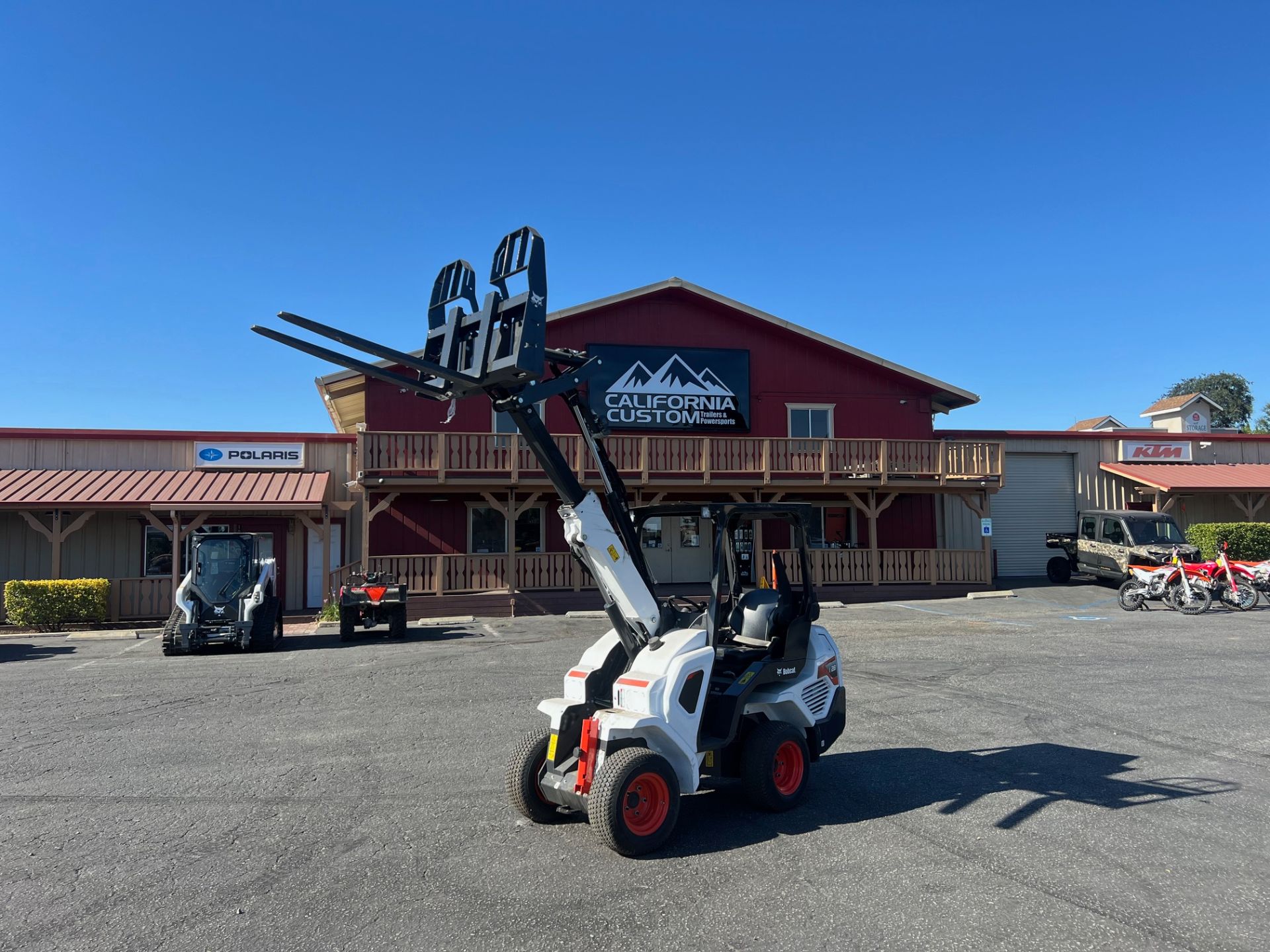 2023 Bobcat L28 Small Articulated Loader in Paso Robles, California - Photo 1