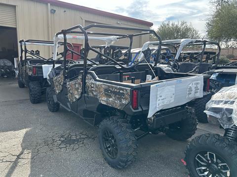 2024 Honda Pioneer 1000-6 Deluxe Crew in Paso Robles, California - Photo 2