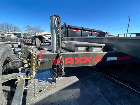 2022 MAXXD TRAILERS T6X 24' x 102" 14k Power Tilt in Elk Grove, California - Photo 2