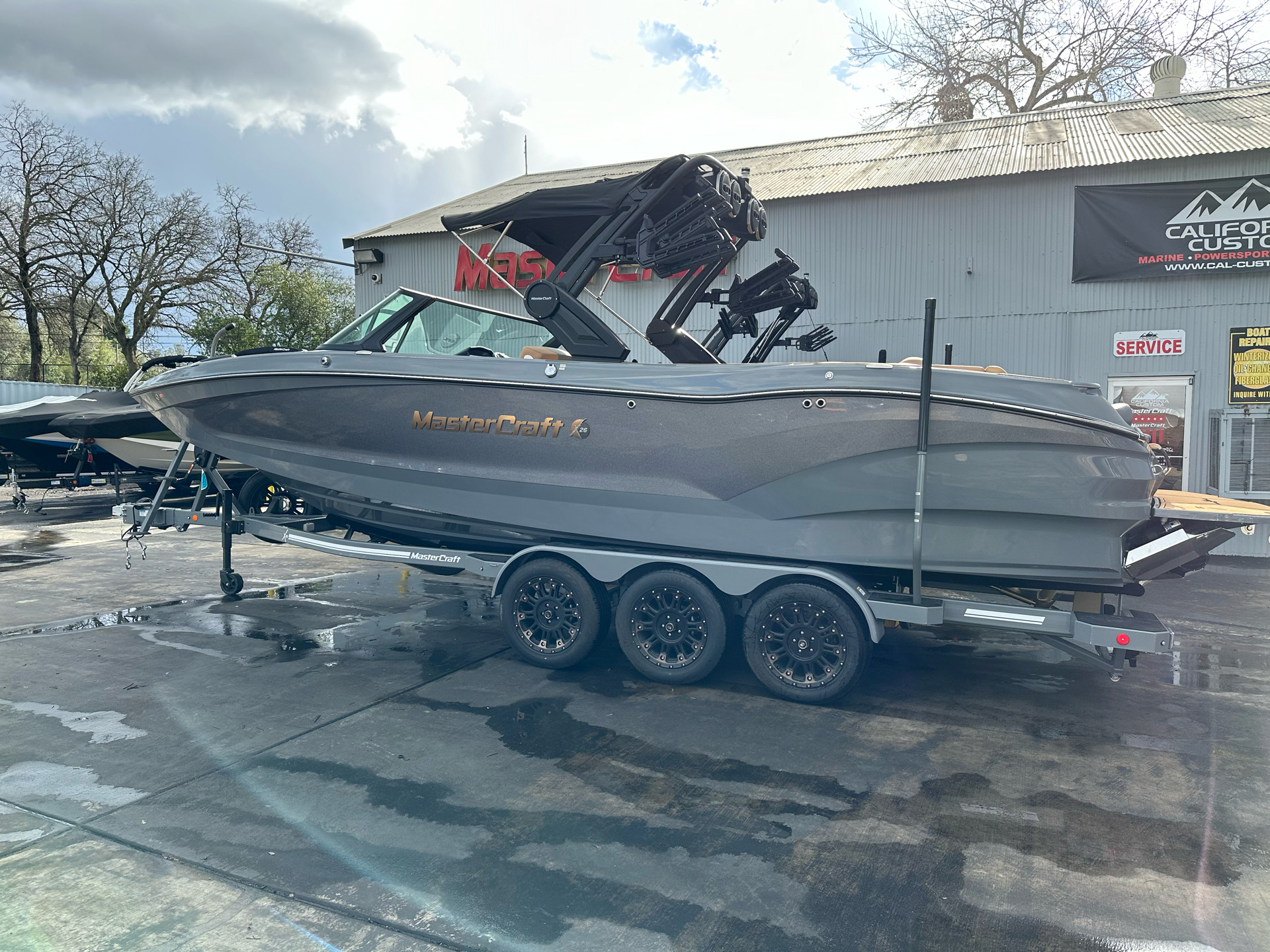 2024 Mastercraft X26 in Elk Grove, California - Photo 2