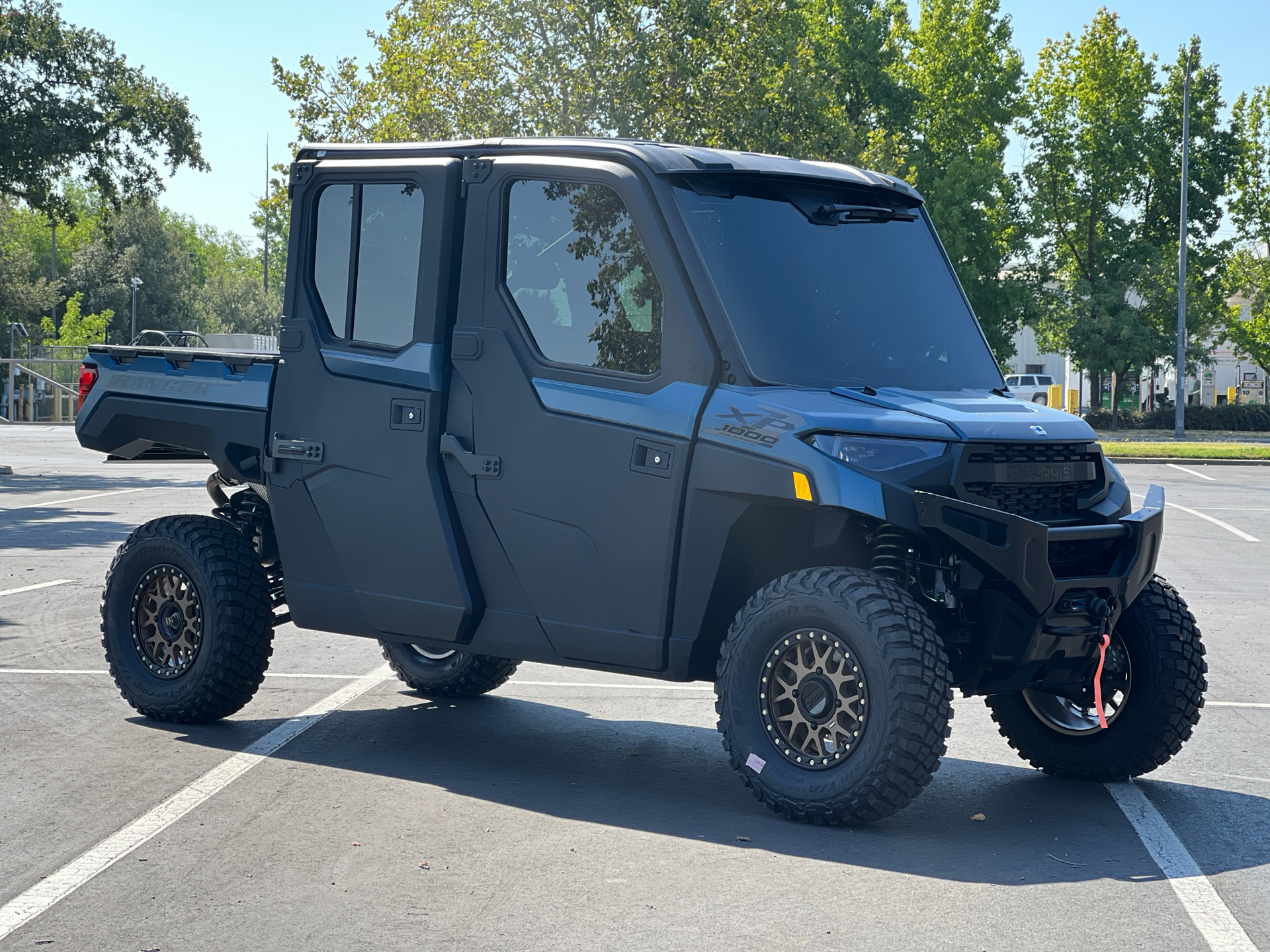 2025 Polaris Ranger Crew XP 1000 NorthStar Edition Premium with Fixed Windshield in Elk Grove, California - Photo 2