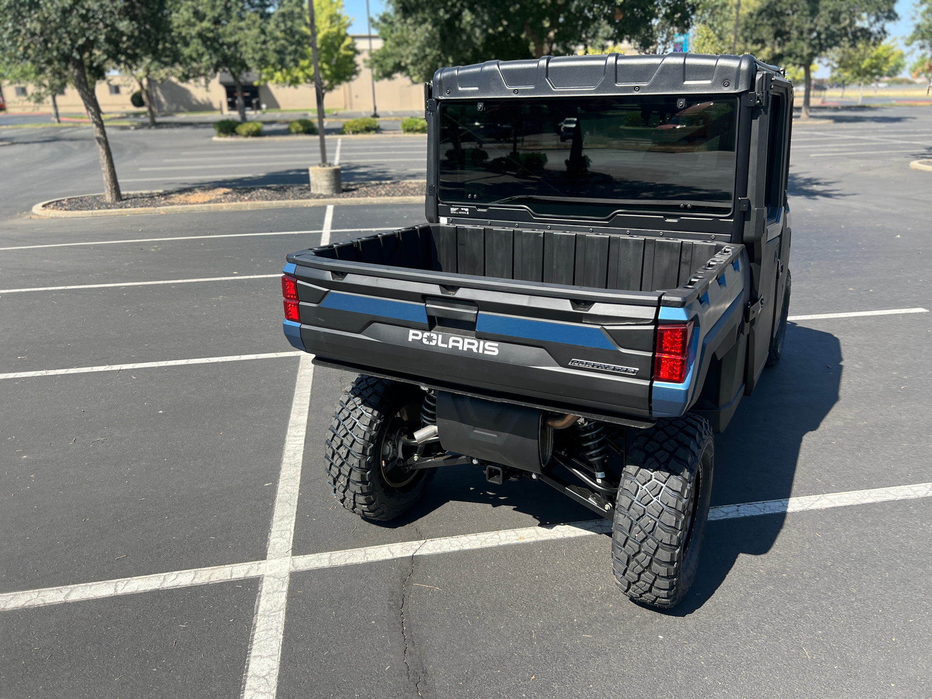 2025 Polaris Ranger Crew XP 1000 NorthStar Edition Premium with Fixed Windshield in Elk Grove, California - Photo 5