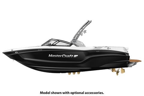 2025 Mastercraft XT22 in Elk Grove, California - Photo 2