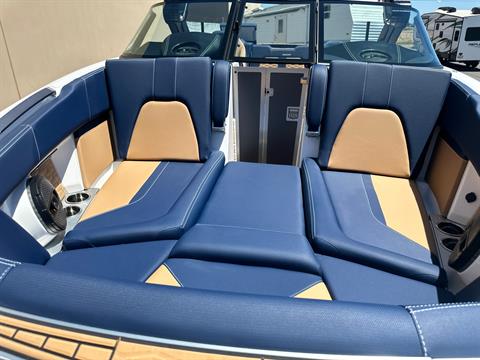 2024 Mastercraft X24 in Elk Grove, California - Photo 11