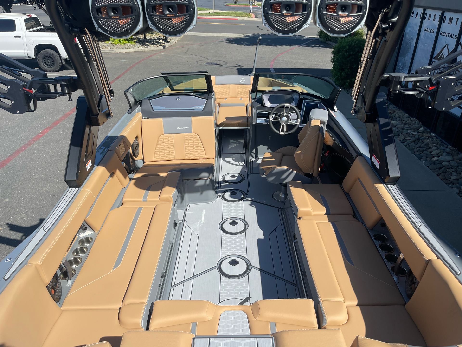 2024 Mastercraft X24 in Elk Grove, California - Photo 12