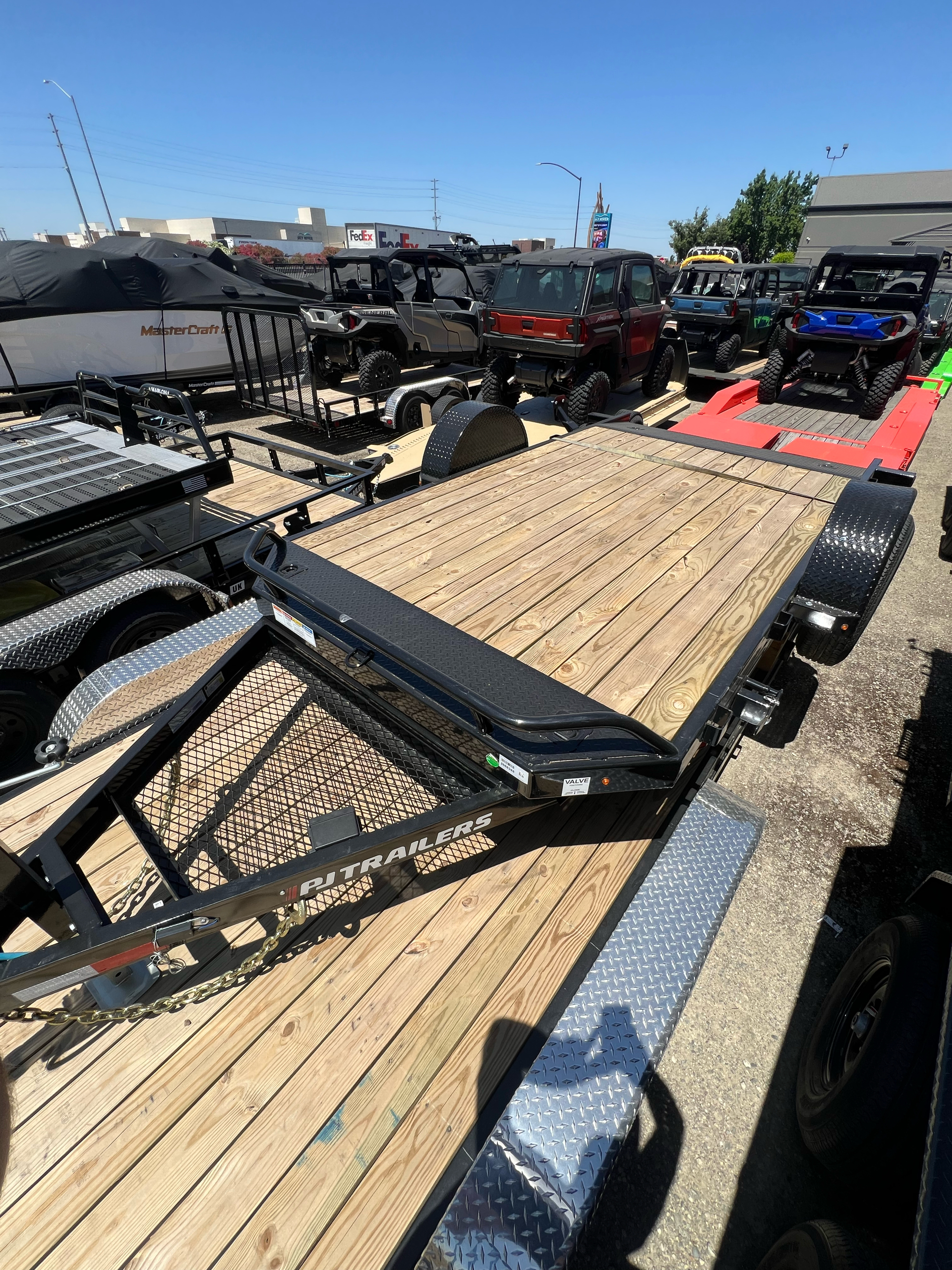 2024 PJ Trailers 6.75X13 Single Axle HD Tilt (T1) in Elk Grove, California - Photo 3