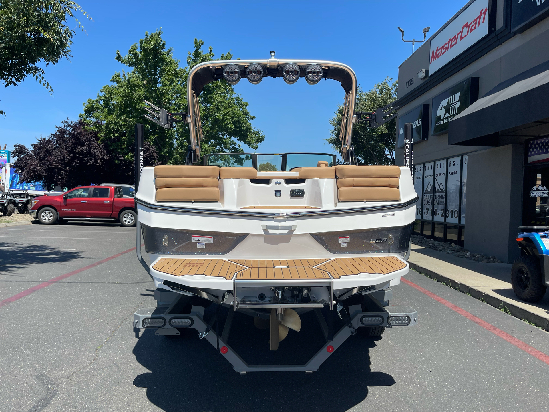 2024 Mastercraft XT22 in Elk Grove, California - Photo 4