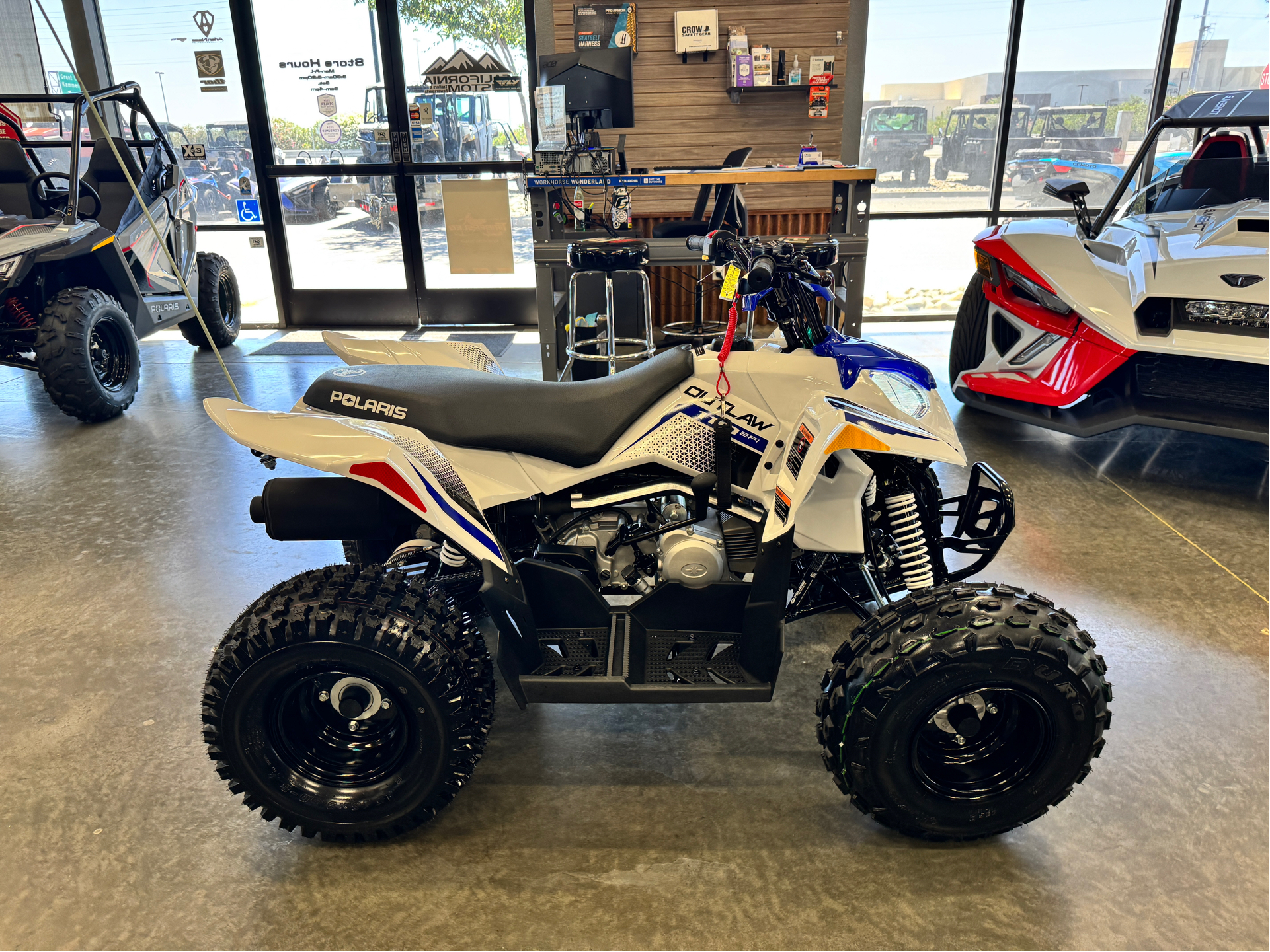 2025 Polaris Outlaw 110 EFI in Elk Grove, California - Photo 2