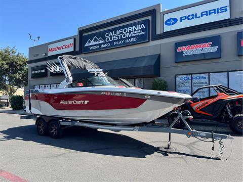 2022 Mastercraft XT24 in Elk Grove, California - Photo 2