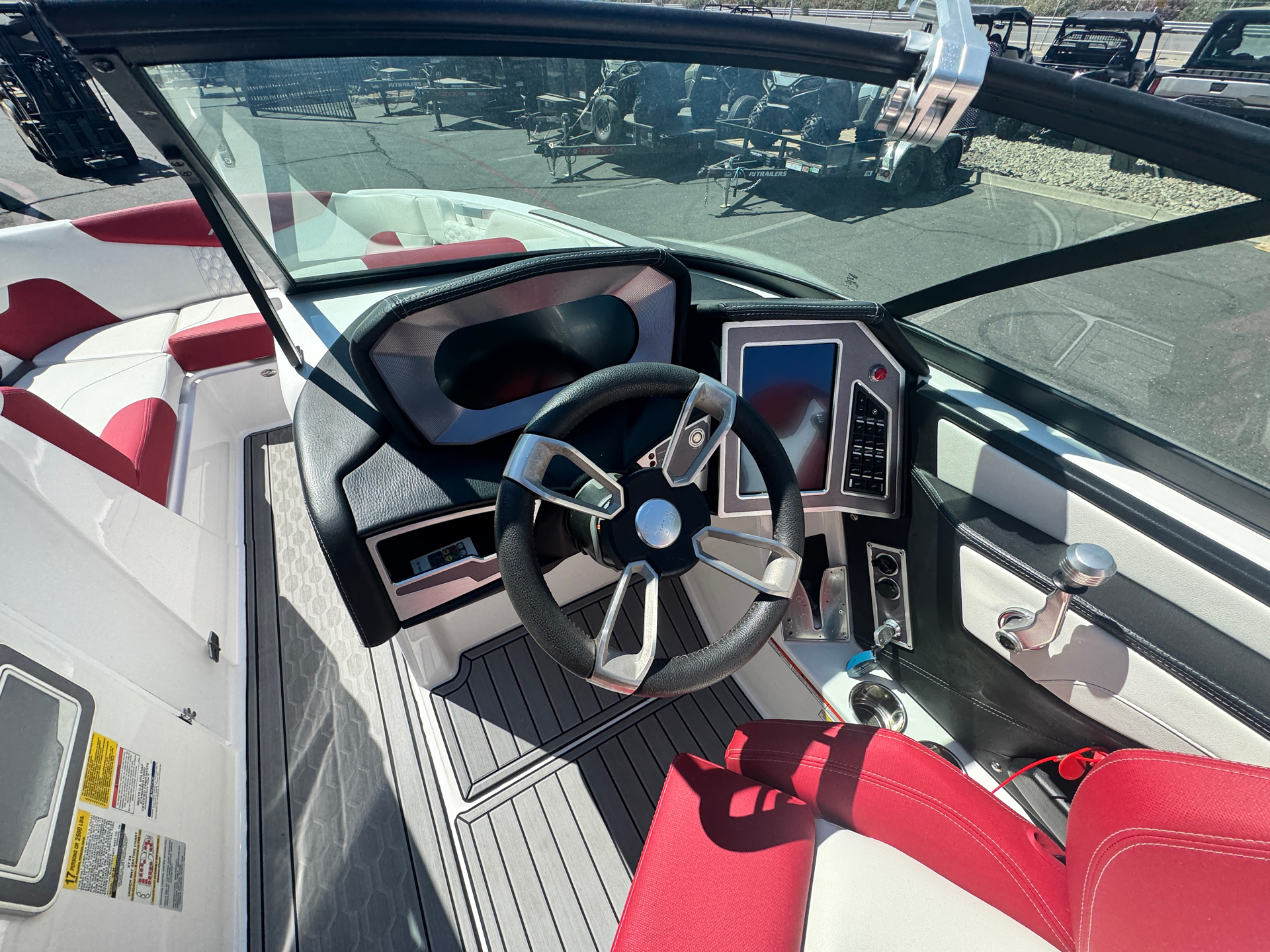 2022 Mastercraft XT24 in Elk Grove, California - Photo 13