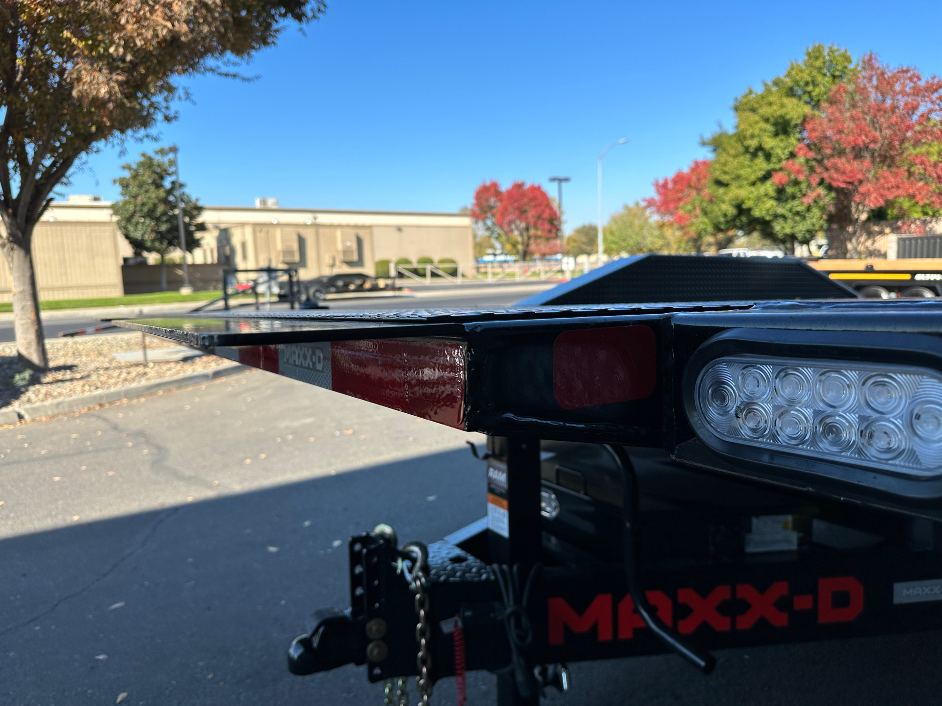 2023 MAXX-D TRAILERS 20' x 102" 14K Channel Power Tilt in Elk Grove, California - Photo 6