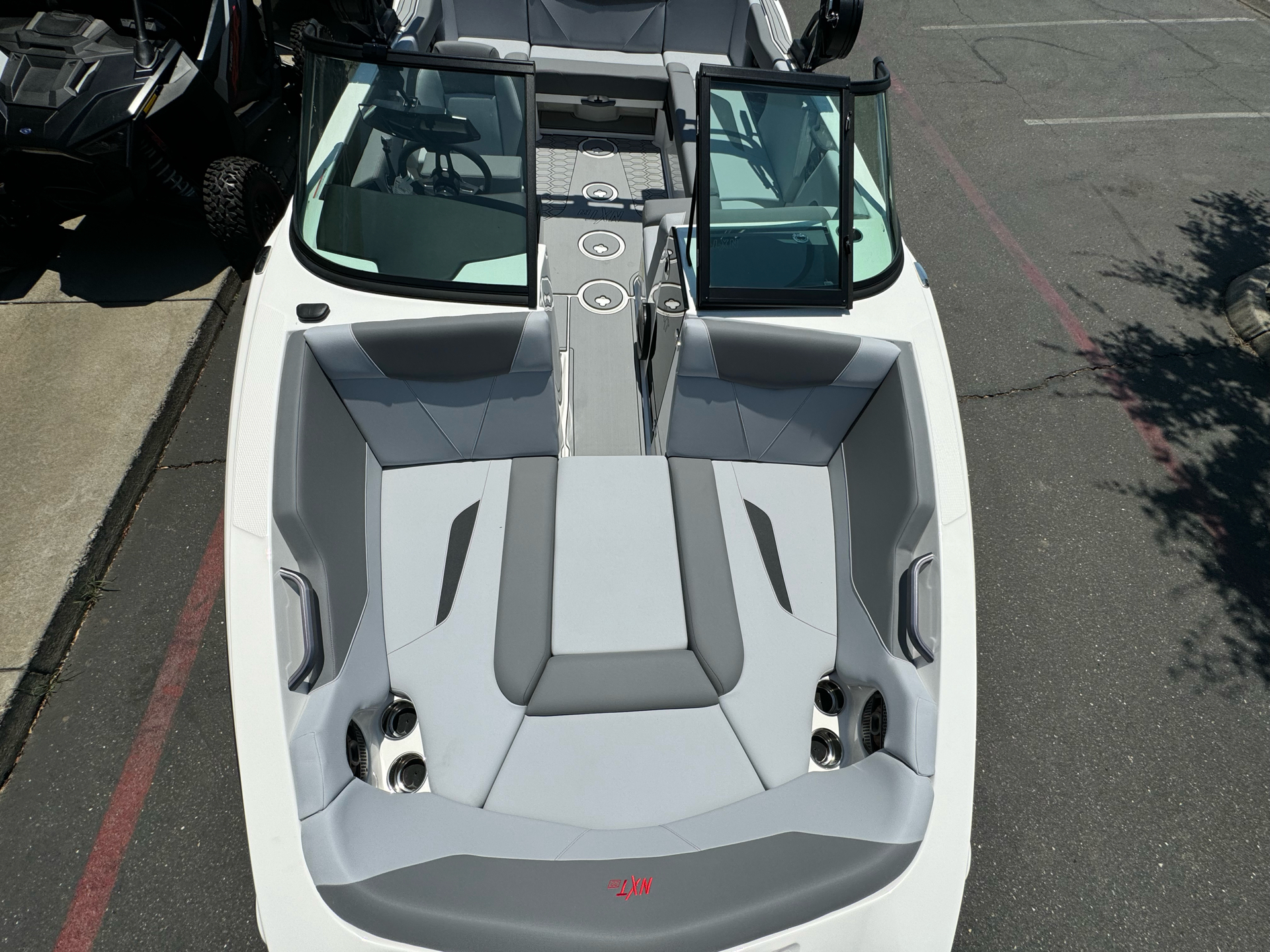 2024 Mastercraft NXT22 in Elk Grove, California - Photo 16