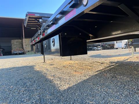 2023 MAXX-D TRAILERS 36' x 102" Tandem Dual Hydraulic Dovetail in Elk Grove, California - Photo 6