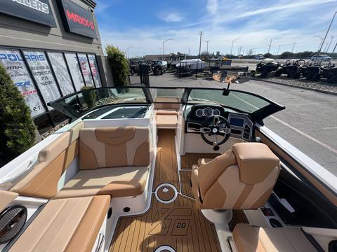 2024 Mastercraft XT20 in Elk Grove, California - Photo 12