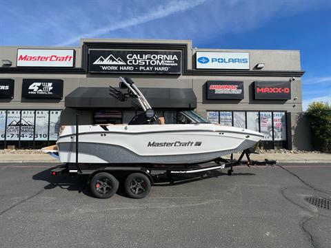 2024 Mastercraft XT20 in Elk Grove, California - Photo 1