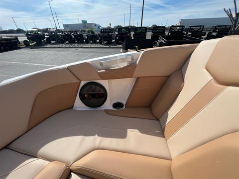 2024 Mastercraft XT20 in Elk Grove, California - Photo 20