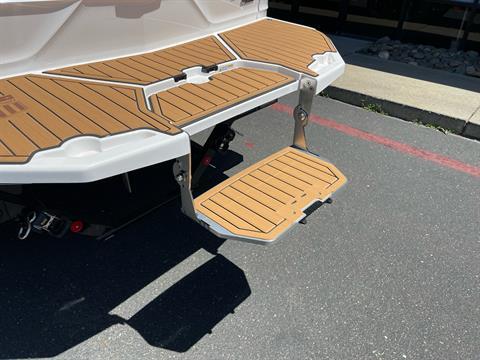 2024 Mastercraft XT23 in Elk Grove, California - Photo 8