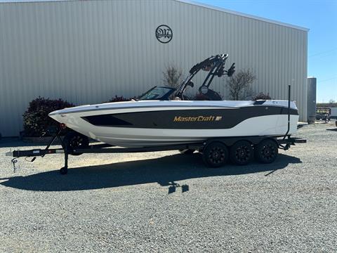 2024 Mastercraft XT 25 in Elk Grove, California - Photo 1