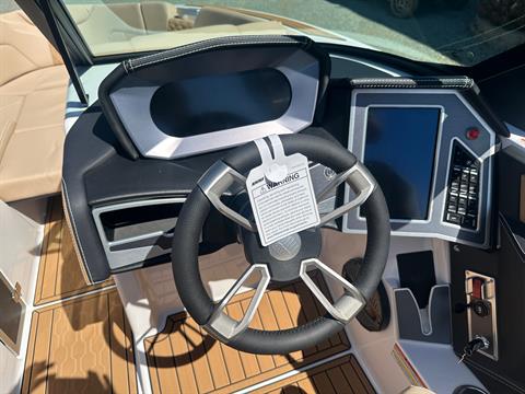 2024 Mastercraft XT 25 in Elk Grove, California - Photo 9