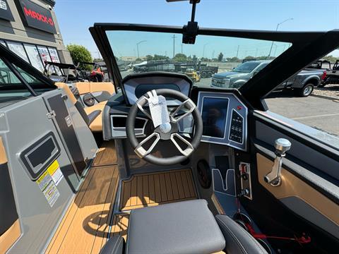 2024 Mastercraft XT 25 in Elk Grove, California - Photo 19