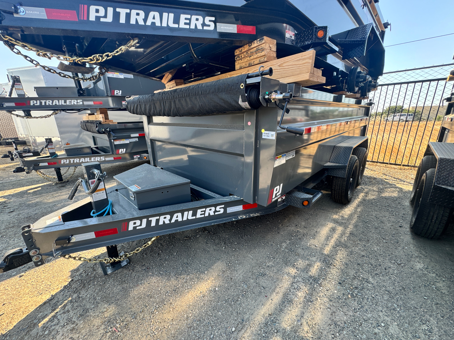 2024 PJ Trailers 7X14X3 Low-Pro High Side Dump (DM) 14k in Elk Grove, California - Photo 1