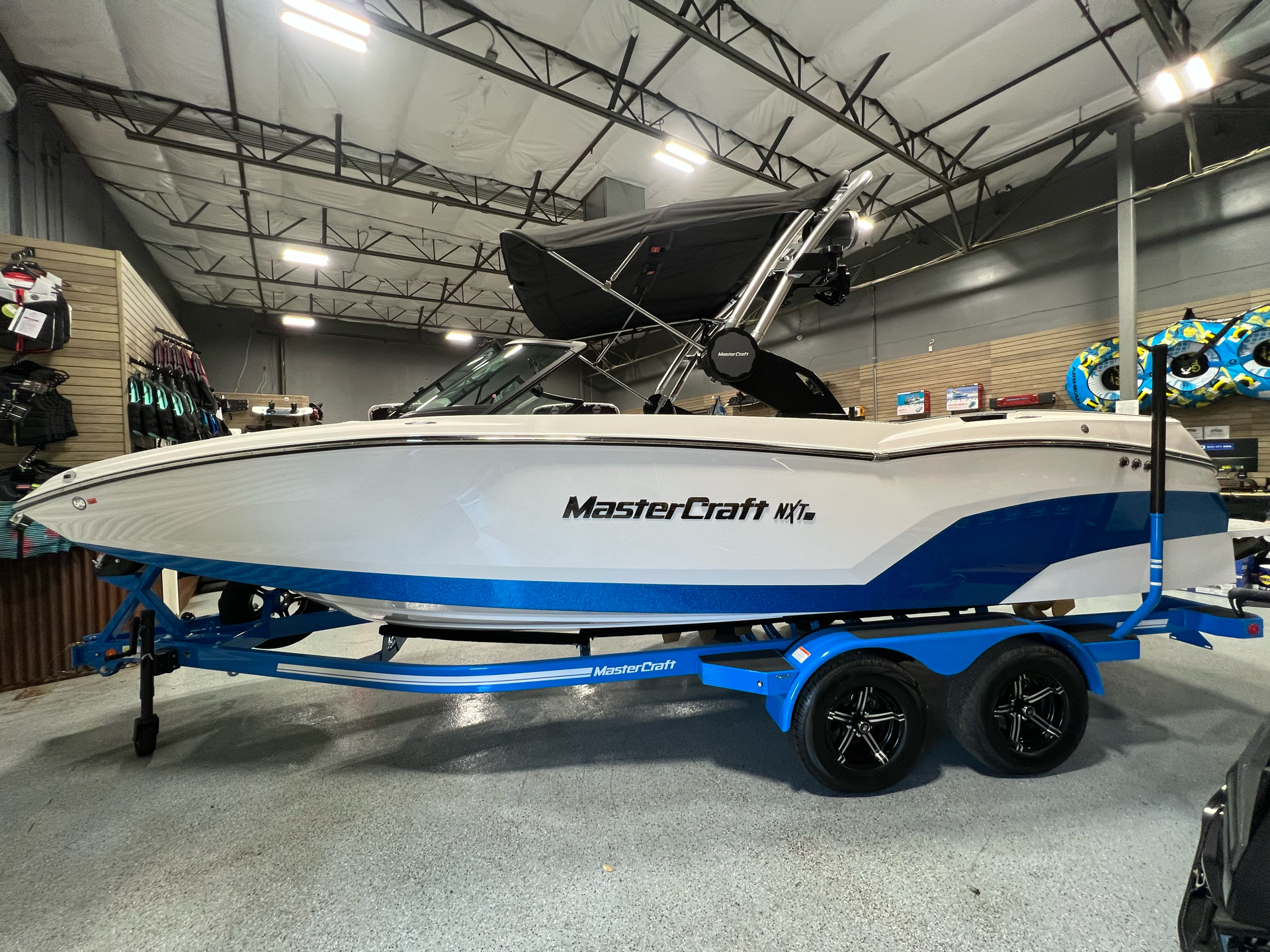 2024 Mastercraft NXT 22 in Elk Grove, California - Photo 1