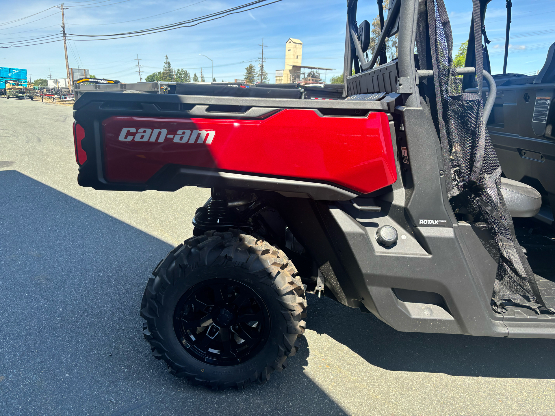 2024 Can-Am Defender MAX XT HD10 in Acampo, California - Photo 9