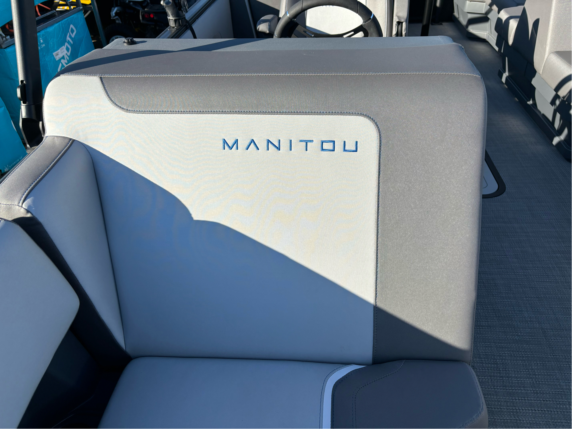 2024 Manitou Cruise 20 MAX Bench in Acampo, California - Photo 16