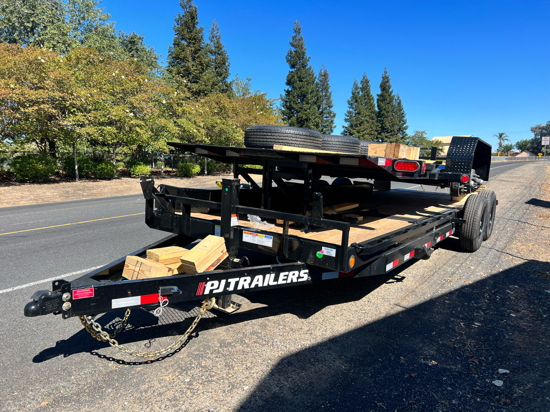 2023 PJ Trailers 6 in. Channel Equipment Tilt (T6) 22 ft. in Acampo, California - Photo 1