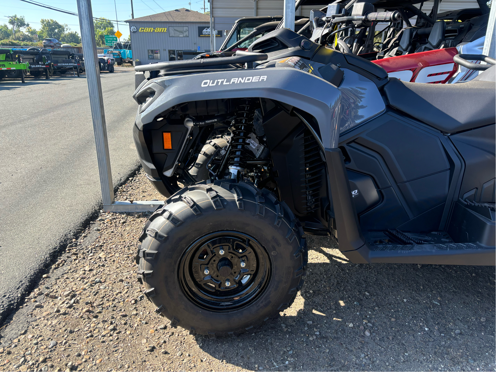 2024 Can-Am Outlander MAX DPS 700 in Acampo, California - Photo 4