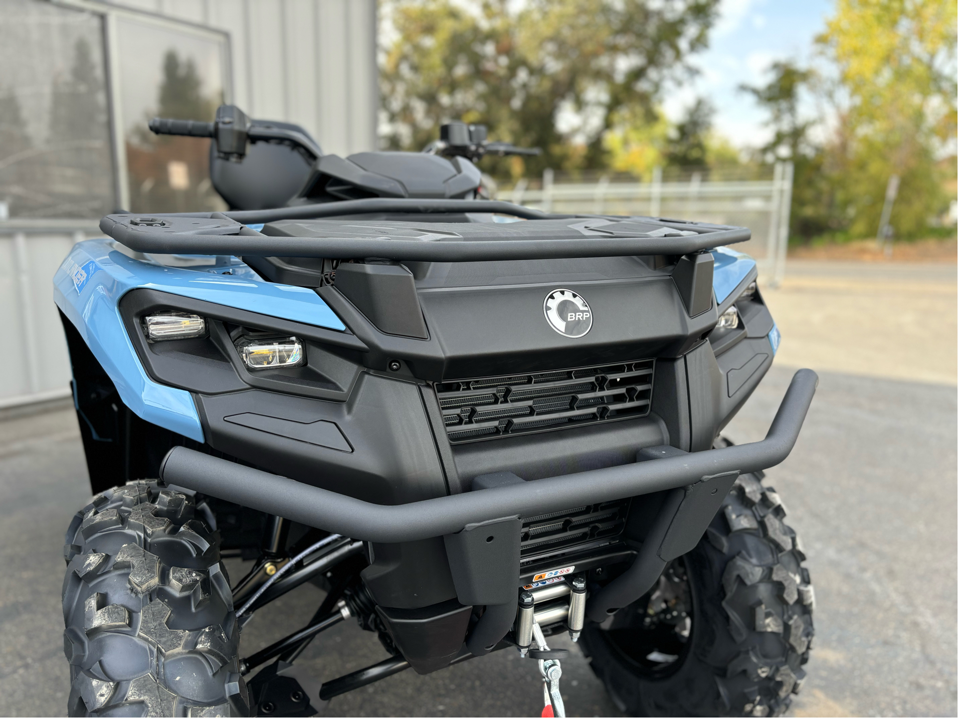 2025 Can-Am Outlander MAX XT 700 in Acampo, California - Photo 4