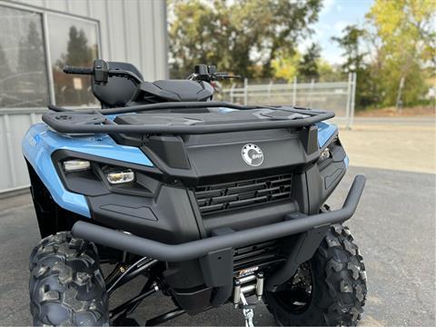 2025 Can-Am Outlander MAX XT 700 in Acampo, California - Photo 5