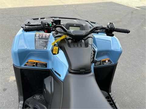 2025 Can-Am Outlander MAX XT 700 in Acampo, California - Photo 11