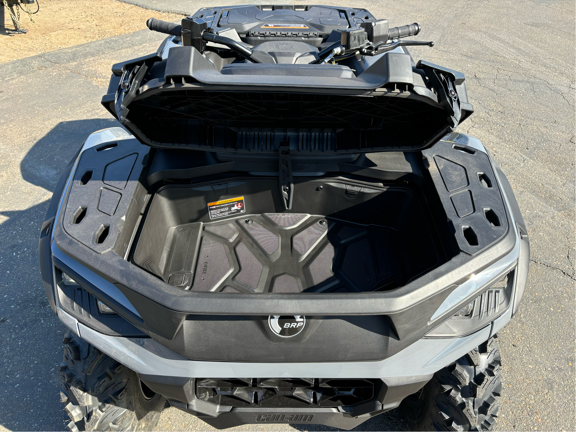 2025 Can-Am Outlander DPS 850 in Acampo, California - Photo 8