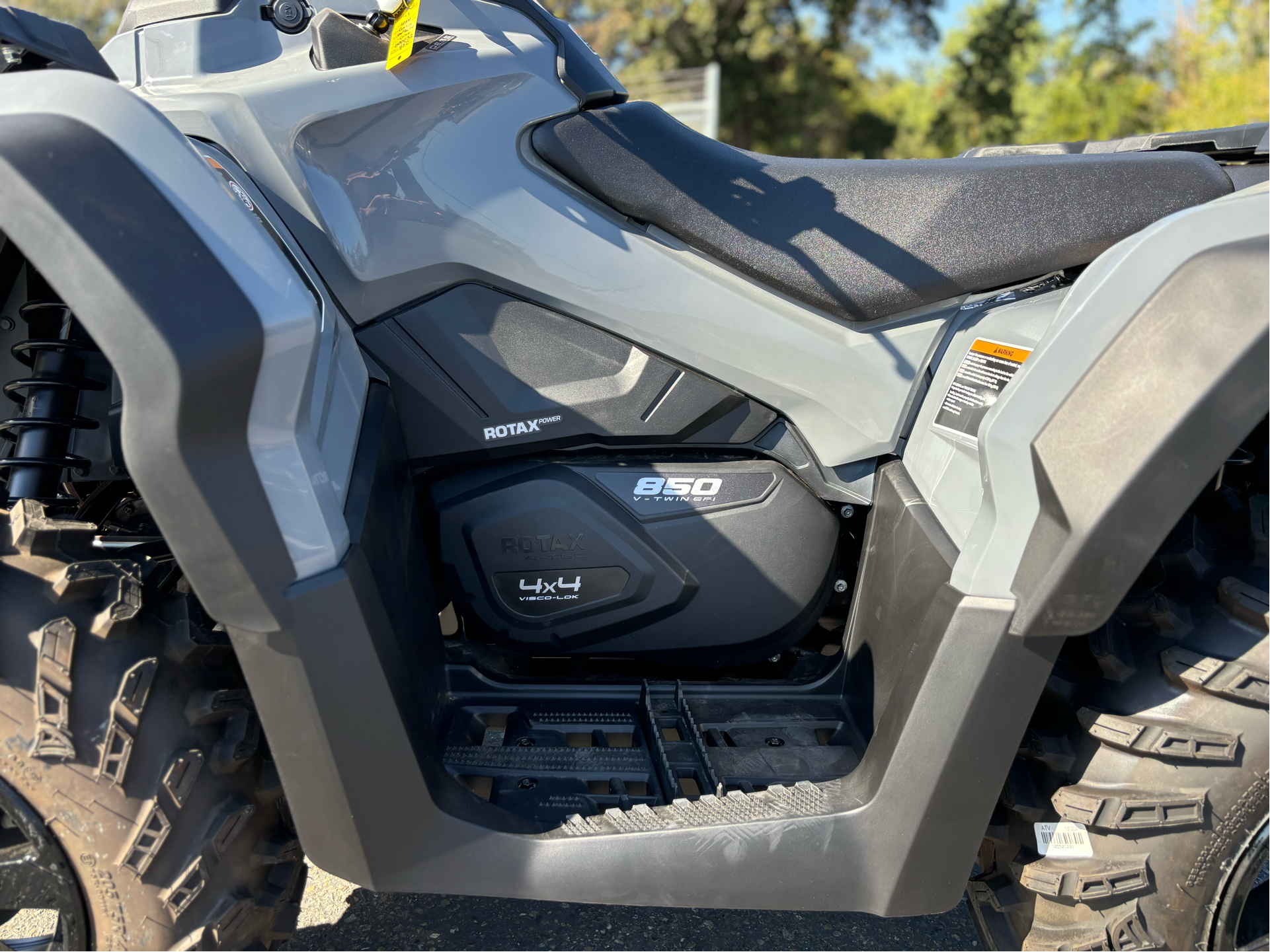 2024 Can-Am Outlander DPS 850 in Acampo, California - Photo 4