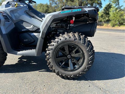 2024 Can-Am Outlander DPS 850 in Acampo, California - Photo 5