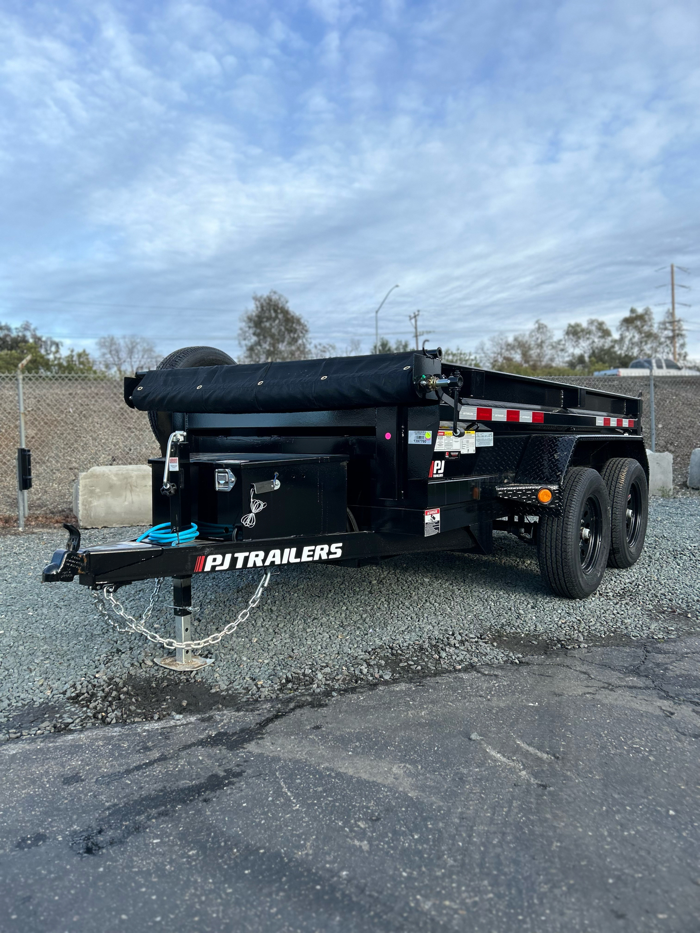 2023 PJ Trailers 60 in. Utility Dump (D5) 10 ft. in Acampo, California - Photo 1