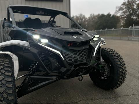 2024 Can-Am Maverick R X RS with Smart-Shox in Acampo, California - Photo 3