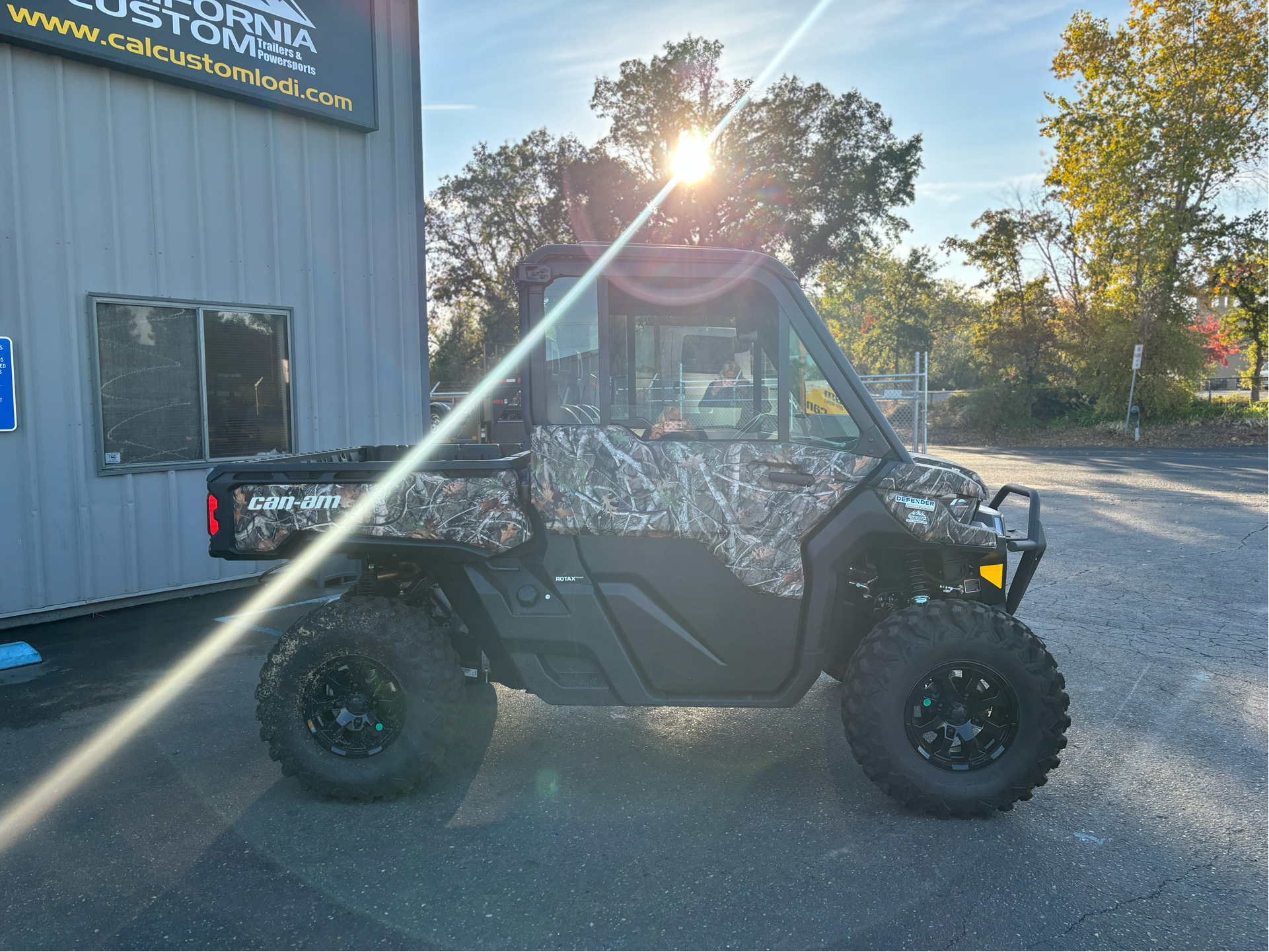 2024 Can-Am Defender Limited in Acampo, California - Photo 9