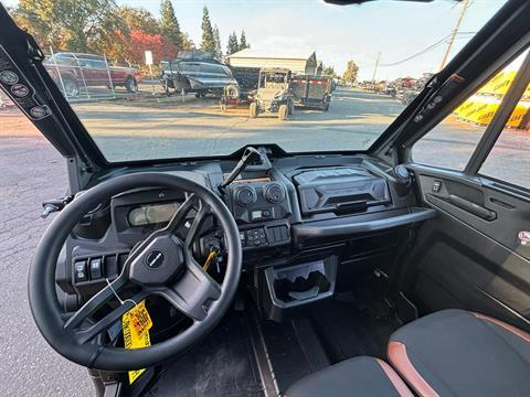 2024 Can-Am Defender Limited in Acampo, California - Photo 16