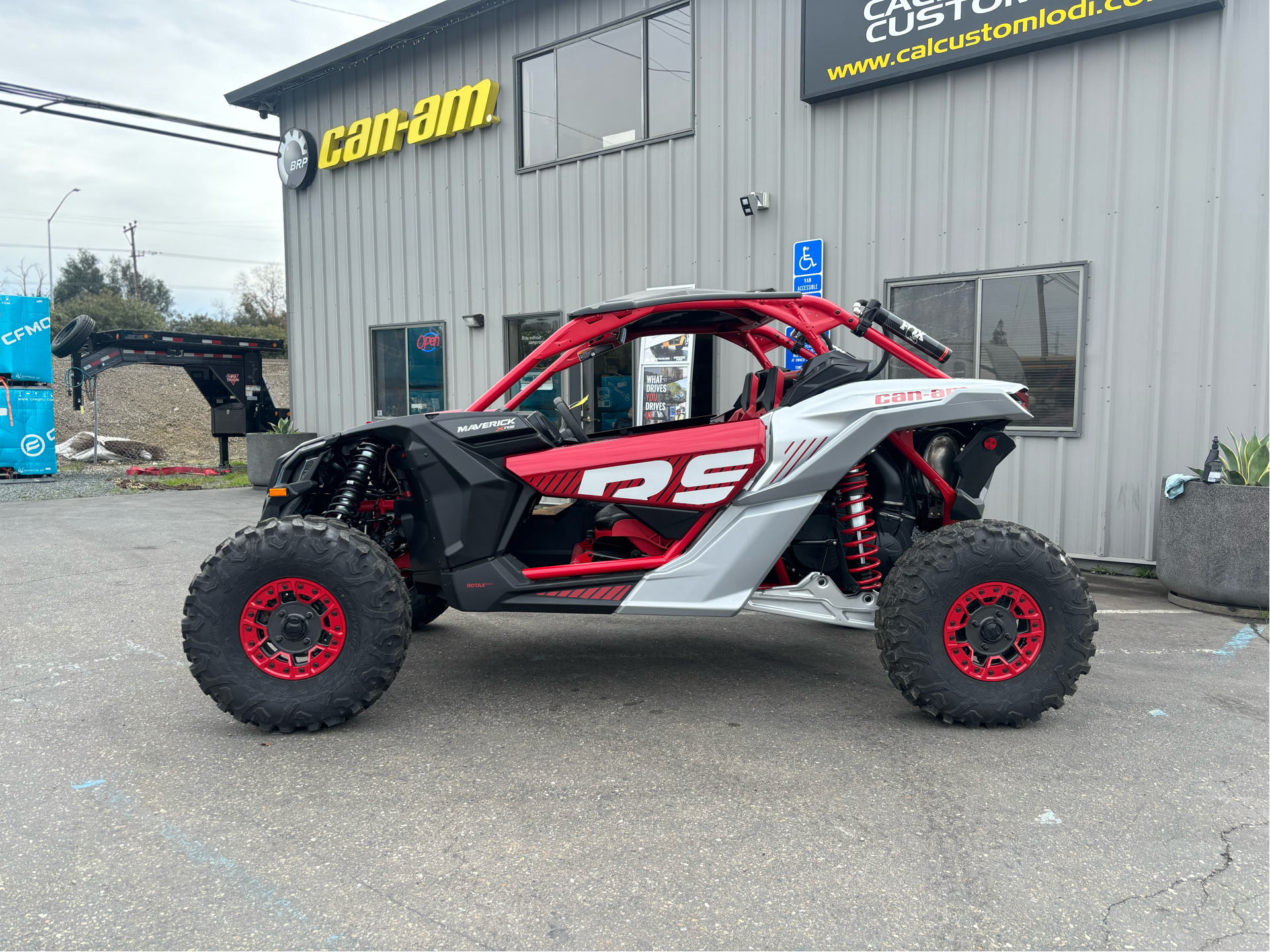 2024 Can-Am Maverick X3 X RS Turbo RR with Smart-Shox in Acampo, California - Photo 3