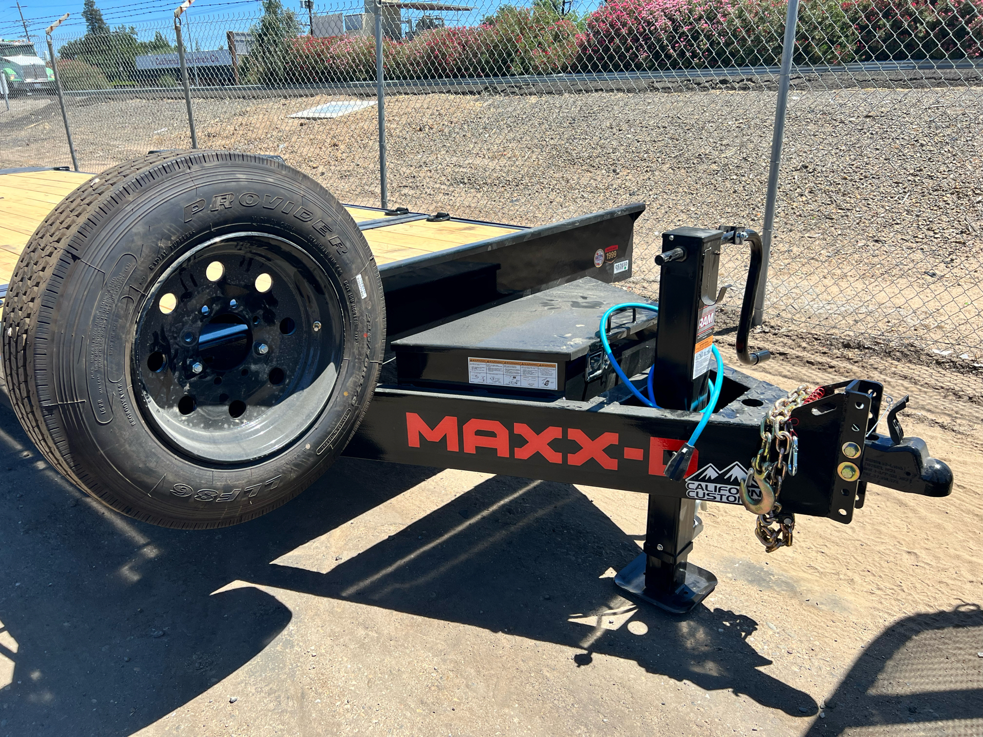 2022 MAXX-D Trailers 22' X 83" 14K HD Gravity Equipment in Acampo, California - Photo 2
