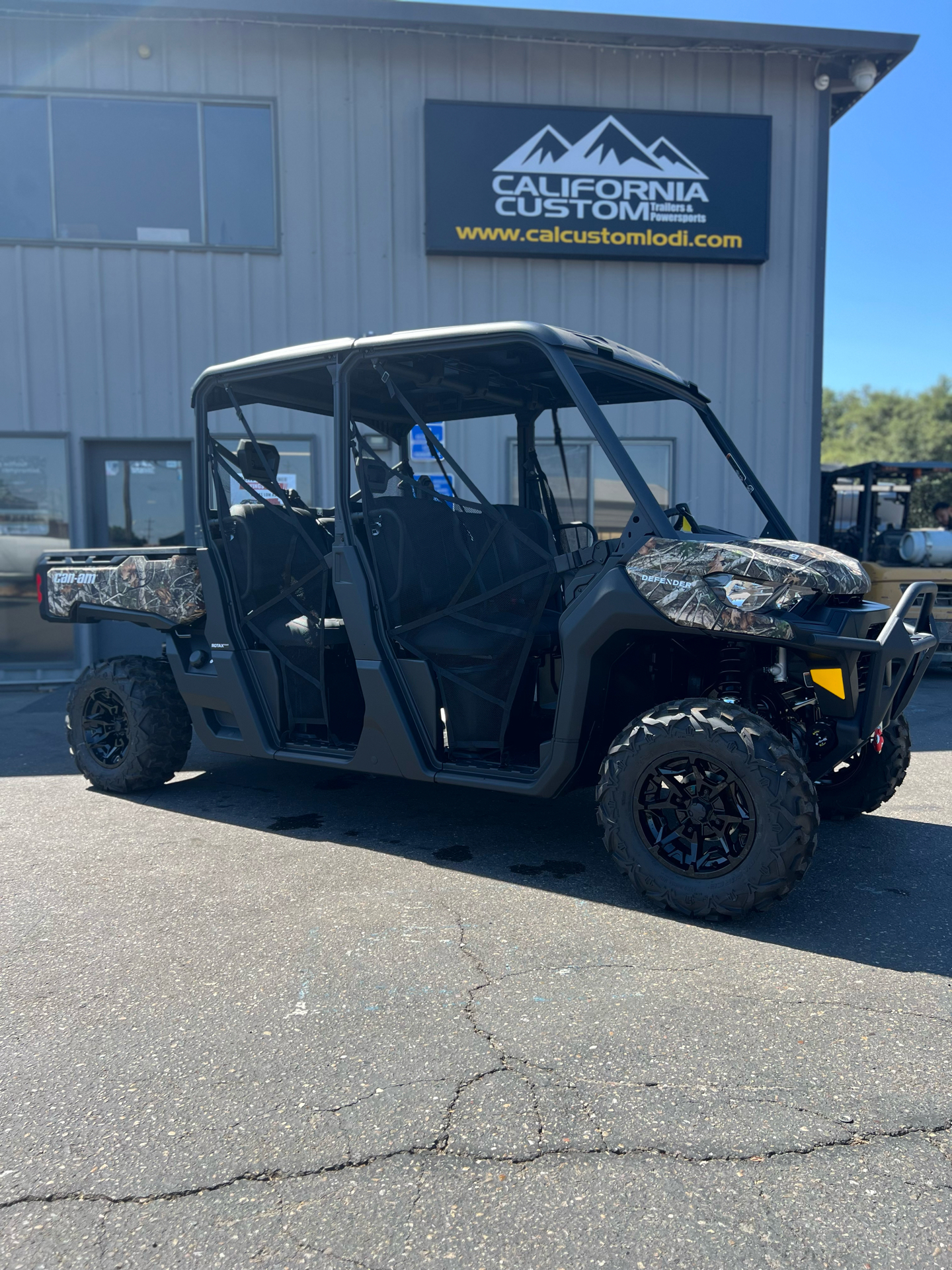 2024 Can-Am Defender MAX XT HD9 in Acampo, California - Photo 2