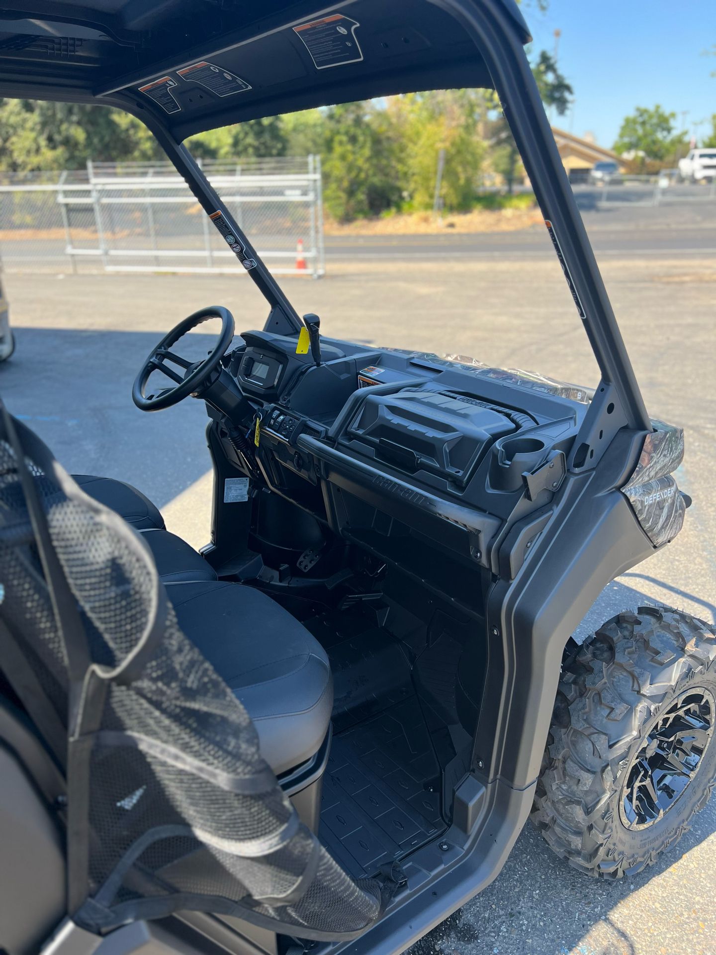 2024 Can-Am Defender MAX XT HD9 in Acampo, California - Photo 6